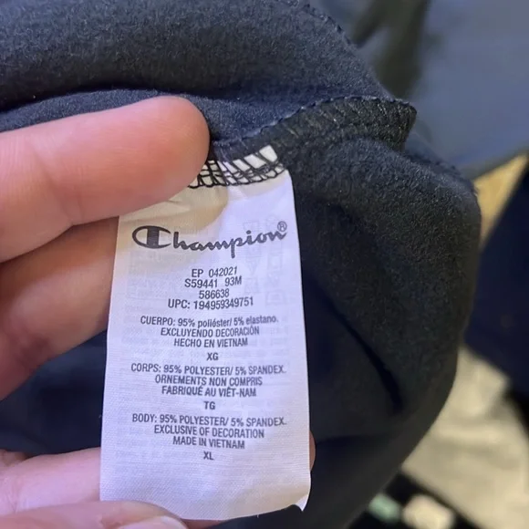 New - Men's Champion Game Day Hoodie - Picture 5 of 5